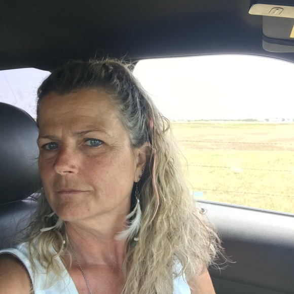 Meet your Posher, Sherry - Picture 6 of 8